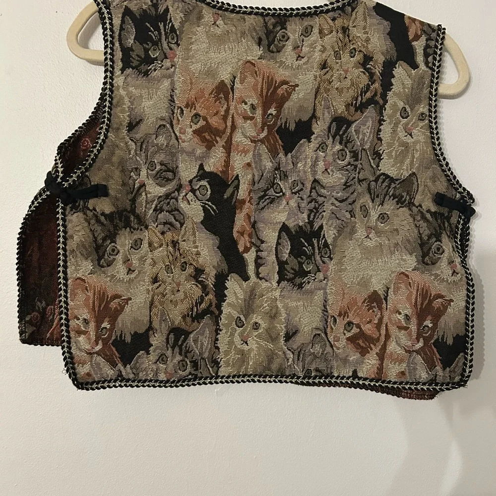 Le Seine Cat Patterned Vest - Picture 2 of 4